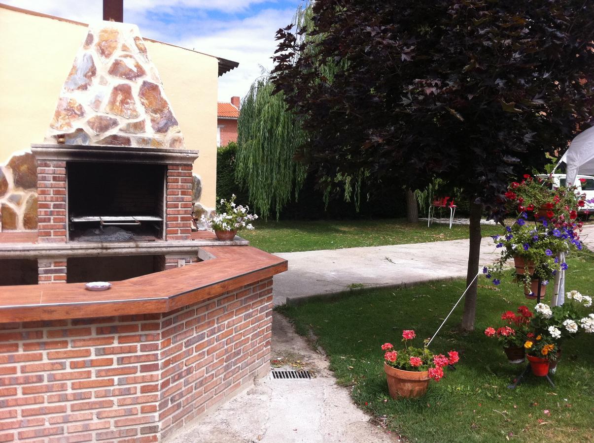 Hostal Carazo Torquemada Dış mekan fotoğraf